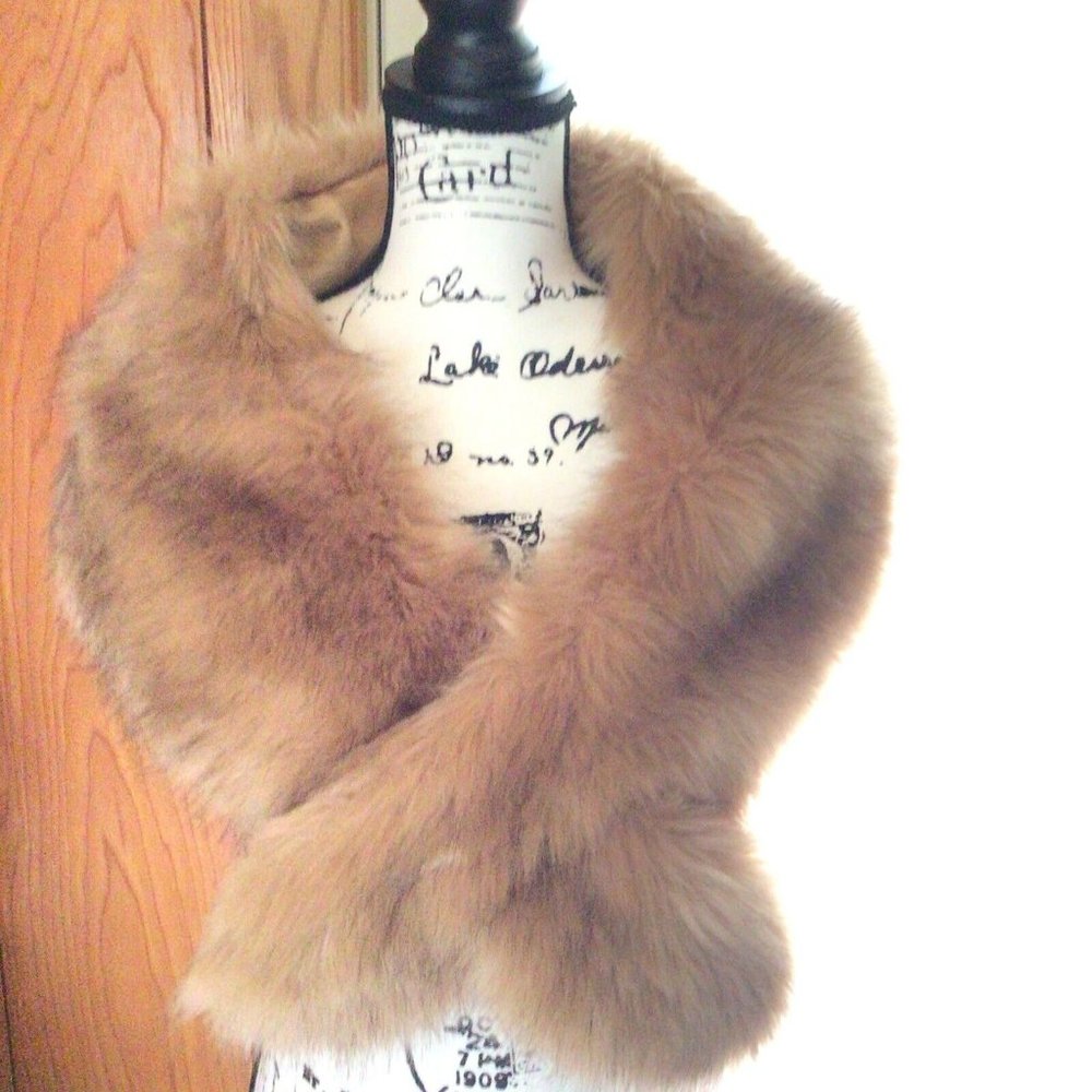 Vintage Faux Fur Collar Wrap Satin Lined Beige Approx 50” X 6”